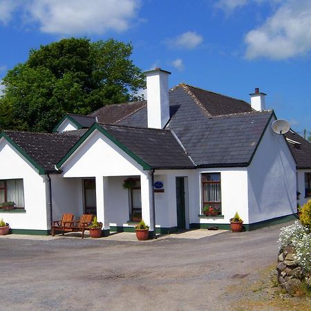 Valley Lodge Room Only Guest House Claremorris Exterior photo