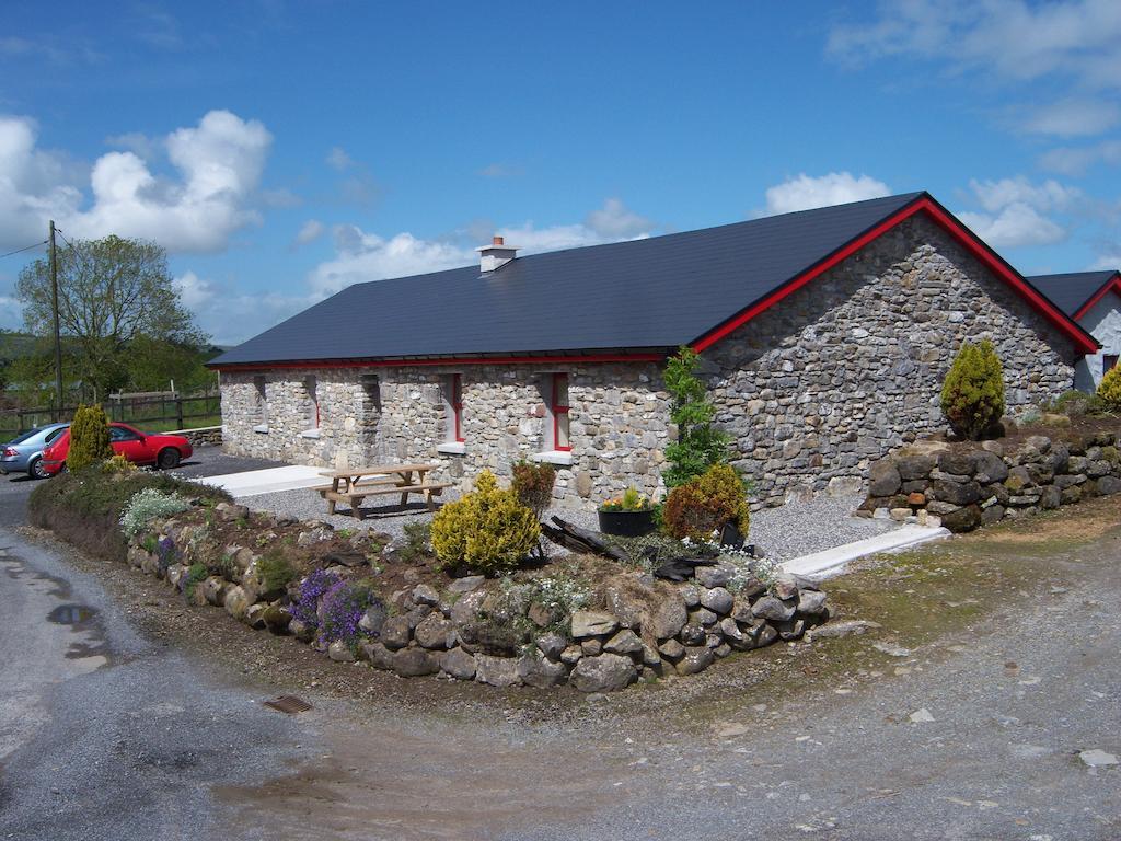 Valley Lodge Room Only Guest House Claremorris Exterior photo